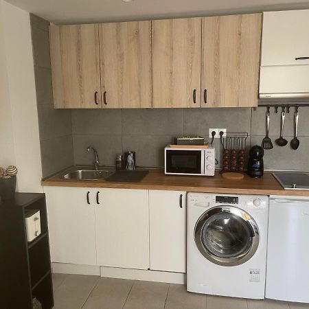 Mary'S House Apartment San Bartolome Bagian luar foto
